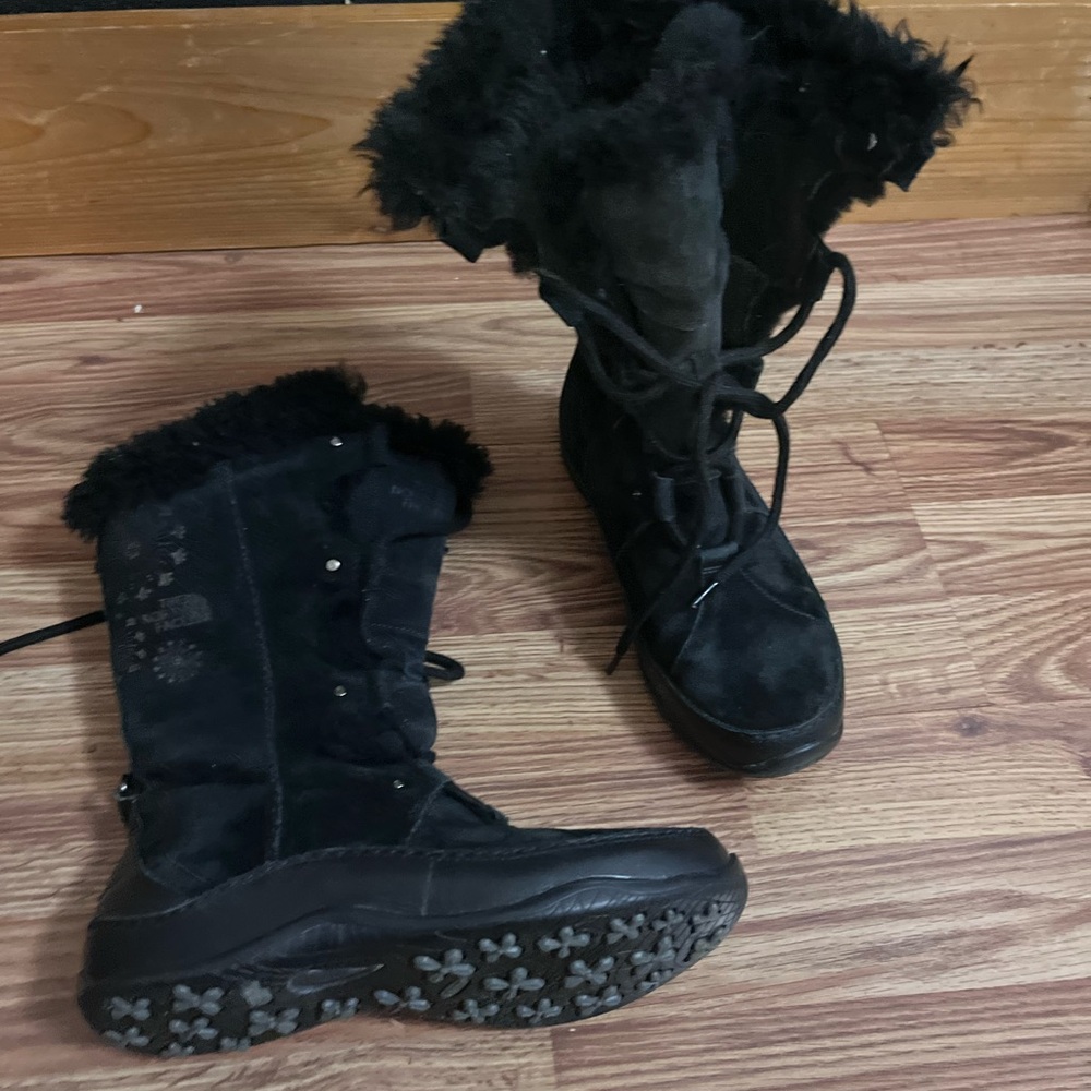 The North Face Black Women's Lace-Up Faux-Fur Winter Boots